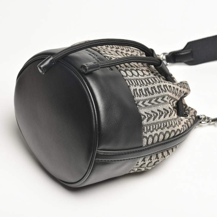 Picture of Marc Jacobs Handbags _SKUfw234168187fw